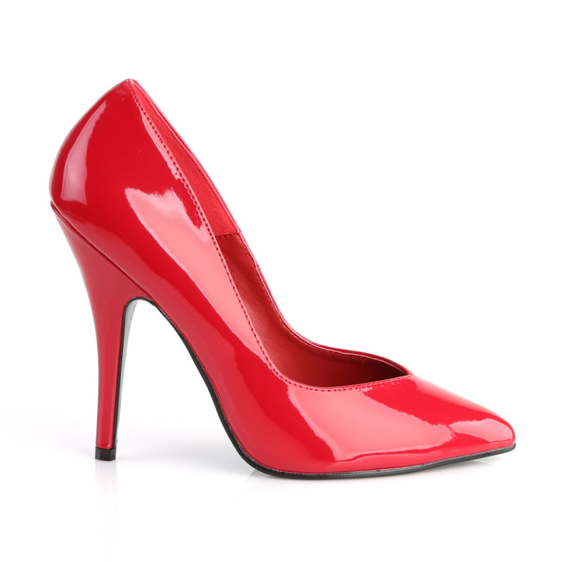 Escarpins rouges vernis grande pointure talons haut
