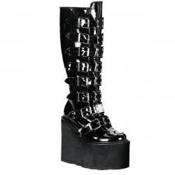 Botte gothique compensée noire vernie femme à sangles et plaques métalliques