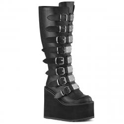 Botte gothique compensée noire femme à sangles et plaques métalliques spéciale mollets larges