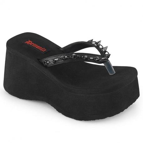 Tongs Plateformes Gothiques "Spikes & Chaînes" | Demonia Cult Funn-35