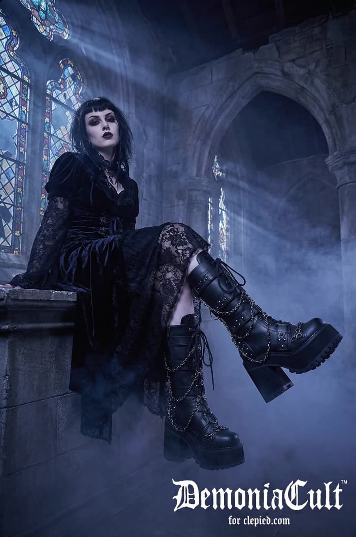 Bottes Gothiques Demonia Assault-117 - Chaînes Barbelées Plateforme 12cm